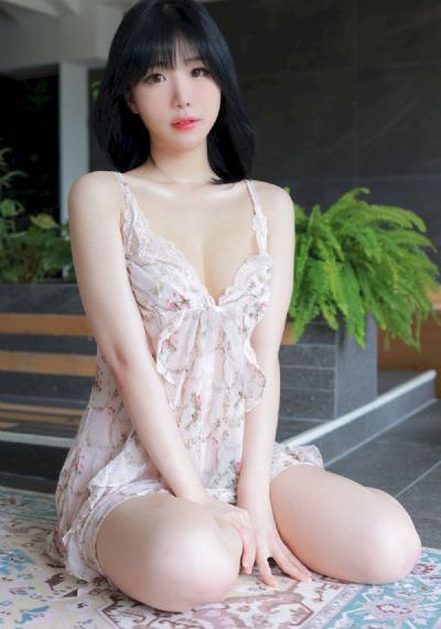 《漂亮的女邻居3》在线观看